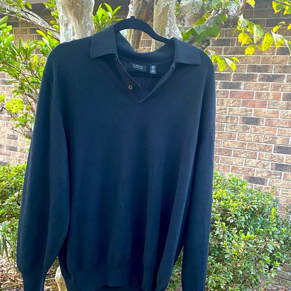 Barneys New York V-Neck Black Sweater